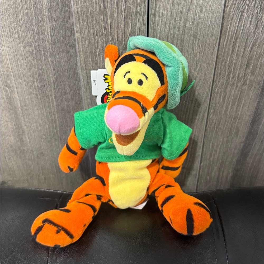 Disney's Retired Winnie The Pooh St Patricks Tigger Beanie Plush Toy With Tag